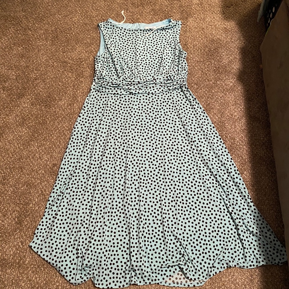 Women’s sleeveless dress
